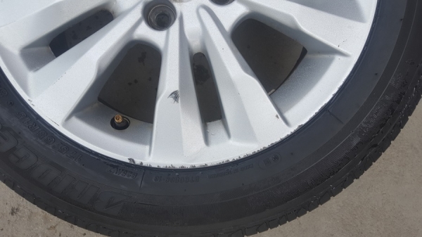 ขายล้อHONDA City ขอบ15 ยางปี15  4 ล้อ