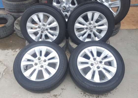 ขายล้อHONDA City ขอบ15 ยางปี15  4 ล้อ