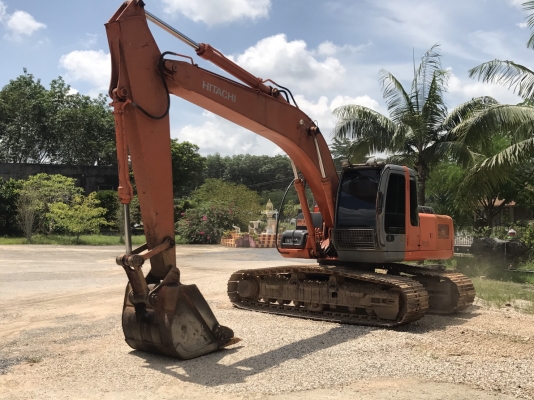 ขายแบคโฮ Hitachi ZX รถสภาพดี ใช้น้อย สนใจติดต่อ 081-9426747