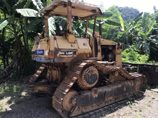 ขายรถแทรกเตอร์ D4 450,000 บาท สนใจติดต่อ 081-9426747 ขายรถแทรกเตอร์ D4 450,000 บาท สนใจติดต่อ 081-9426747