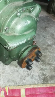 6,500 บ. กทม.ส่งฟรี โทร 083-2000058LINE ID:    line832923 เครื่องMECHANICAL  BOOSTER. PUMP (เครื่องดูด-อัดอากาศ) ที่ได้ปริมาตรอย่างมากและเร็ว ด้านในเป็นแบบลูกสูบโรตารีหมุนขบกันเพื่อรีดอากาศ ใช้ต้นกำลังขับหมุนแค่2 แรงม้า โครงสร้างเป็นโลหะเหล็กแข็งแรงจากญี่