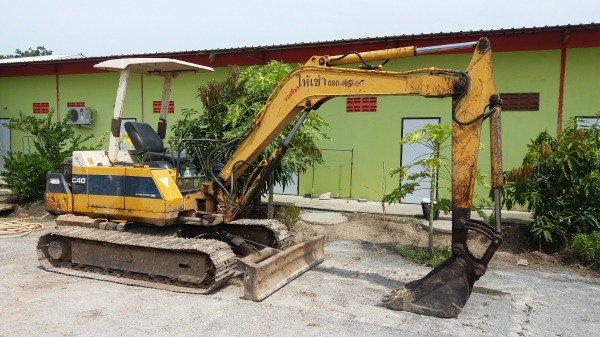 PC40-6 พร้อมใช้ สภาพดีช่วงล่างโซ่ใหม่ระบบดีปั๊มดี เครื่องดี