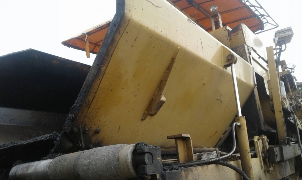 ขายรถปูยาง กว้าง6เมตร สภาพใช้งานได้ เอกสารใบซื้อขาย