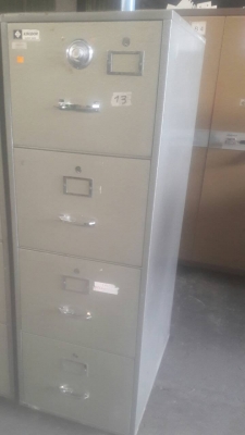 ตู้เซฟเก็บเอกสาร มือสอง 15000 บาท