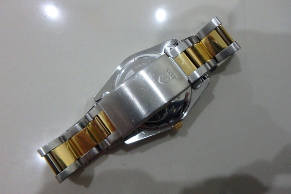 ลดราคา-นาฬิกา OP ชาย รุ่น Sapphire 8934M616 เรือน2กษัตริย์ ของแท้ สภาพดี ส่งฟรี