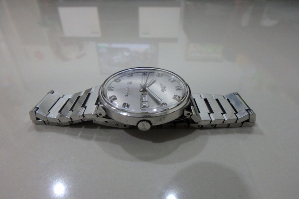 นาฬิกา Mido ชาย Auto รุ่น Commander 8269 เรือนเงิน ของแท้ สภาพดี เดิมทุกอย่าง ส่งฟรี