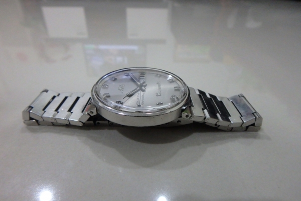 นาฬิกา Mido ชาย Auto รุ่น Commander 8269 เรือนเงิน ของแท้ สภาพดี เดิมทุกอย่าง ส่งฟรี