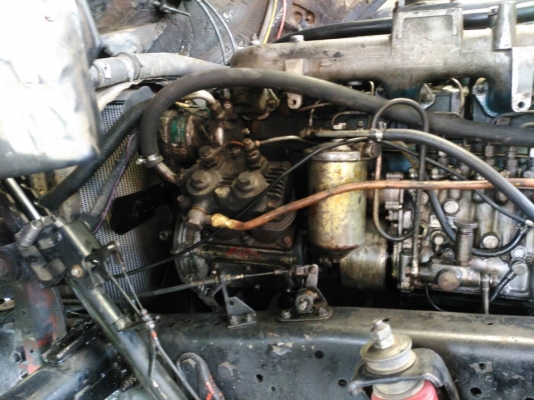 ขายรถหัวลากนิสันเครื่องเทอร์โบ 260 แรงม้าเทอร์โบกันชนน่ามีให้ครับ