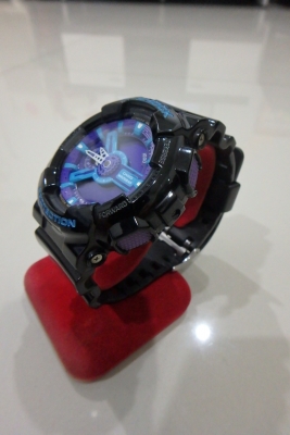 นาฬิกา CASIO G-shock รุ่น GA-110HC สีดำม่วง ของแท้ สภาพใหม่ ส่งฟรี