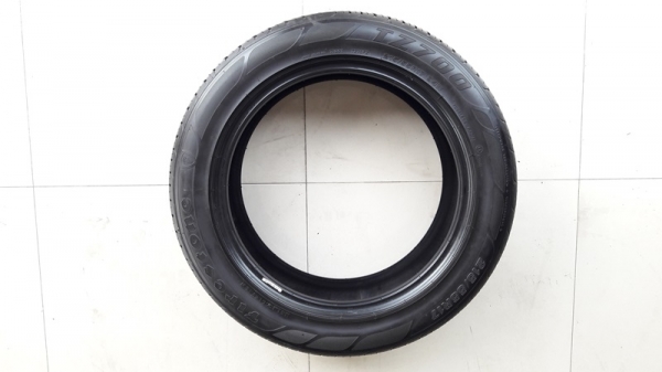 ยาง215/55/17  ปี15 FIRESTONE TZ700   4 เส้น