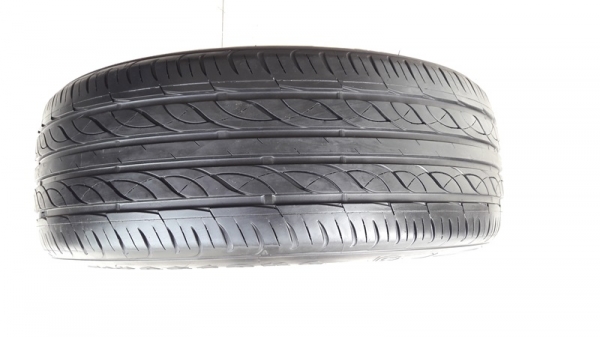 ยาง215/55/17  ปี15 FIRESTONE TZ700   4 เส้น