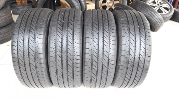 ยาง215/55/17 ปี16 DUNLOP SP SPORT270 4 เส้น