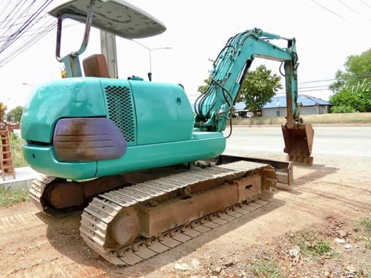 ขายรถแบ๊คโฮ ยี่ห้อ:KOMATSU แบบ:PC40รุ่น7 รถเก่านอกแท้100\% ไม่เคยใช้งานในไทย มีเอกสารใบอินวอย รถพร้อมลงงาน เครื่อง4สูบ มีลายหัวกระแทก สนใจติดต่อ-ต่อรองราคา โทร : 099-907-9273 กิ๊ฟ กมลชนก , 099-907-3356 ช่างบัง