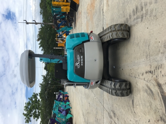 KOBELCO รุ่น: SK30SR KOBELCO รุ่น: SK30SR