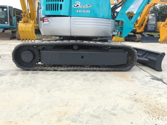 KOBELCO รุ่น: SK30SR KOBELCO รุ่น: SK30SR