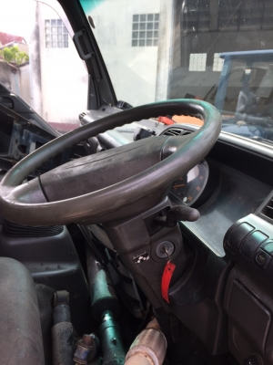 เครื่องยนต์isuzu4hg1 หัวการ์ตูน คอมเมอร์เรล มีเพลาหน้า หลัง แหนบหน้า หลังครับ เพลากลาง เกีอร์ครบ มี่ใบนำเข้าครับ ของมาจากญีปุ่นครับ