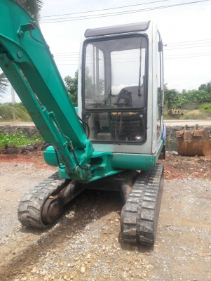 ขายKOMATSU PC30-7   เก่าญี่ปุ่นแท้  สภาพสวย มีเก๋ง  เดิมๆๆ 5,XXX  ชั่วโมง  พร้อมใช้  โทร  089-3818694  ดวงนภา