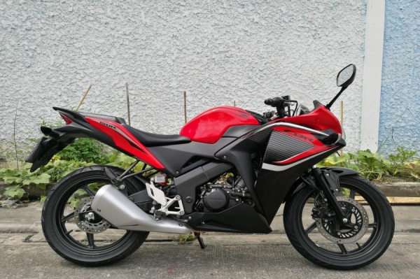 Cbr150i 2015 รถบ้านแท้ มือเดียว รูดบัตรได้ Cbr150i 2015 รถบ้านแท้ มือเดียว รูดบัตรได้