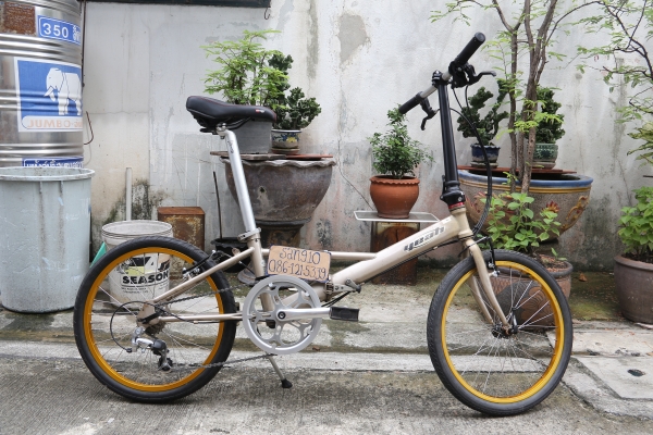 รถพับ20นิ้ว by DAHON