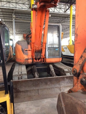 HITACHI EX 135-UR รถนอกญี่ปุ่นไม่เคยใช้งานในไทย