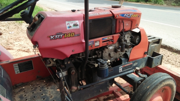 ขายด่วยรถไถkubota krt140 อุปกรณ์ครบ รถใช้งานมือเดียว เจ้าของขับเอง