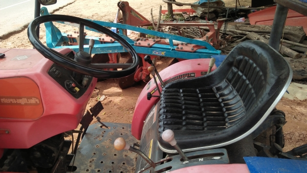 ขายด่วยรถไถkubota krt140 อุปกรณ์ครบ รถใช้งานมือเดียว เจ้าของขับเอง