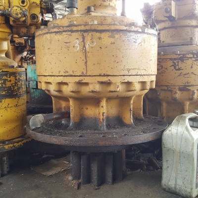 โป๊ะสวิง เกียร์สวิง CAT 330 B เก่านอกญี่ปุ่นแท้ๆ 170,000 บาท โป๊ะสวิง เกียร์สวิง CAT 330 B เก่านอกญี่ปุ่นแท้ๆ 170,000 บาท