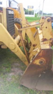 Catterpillar 428B ตักหน้าขุดหลัง บูมสไลท์ บุ้งกี๋เปิดล่างได้ เก่านอกใช้นอย(เอกสารอินวอยส์)