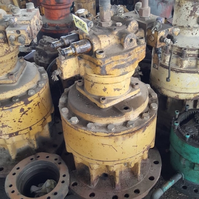 โป๊ะสวิง เกียร์สวิง CAT 325 B เก่านอกญี่ปุ่นแท้ๆ 160,000 บาท