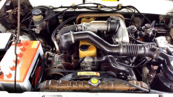 ISUZU SPARK EX 2.5 TURBO