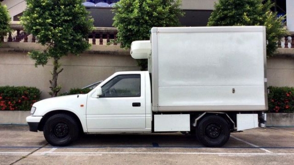 ISUZU SPARK EX 2.5 TURBO ISUZU SPARK EX 2.5 TURBO