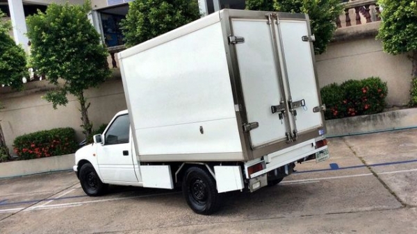 ISUZU SPARK EX 2.5 TURBO ISUZU SPARK EX 2.5 TURBO