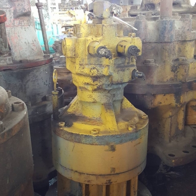 โป๊ะสวิง เกียร์สวิง SUMITOMO SH 60 เก่านอกญี่ปุ่นแท้ๆ 70,000 บาท