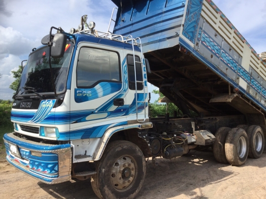ขายIsuzu 270ปี48ดั๊มแม่ลูก สภาพพร้อมใช้ ติดต่อคุณอ๊อฟพิจิตร086-737-9991