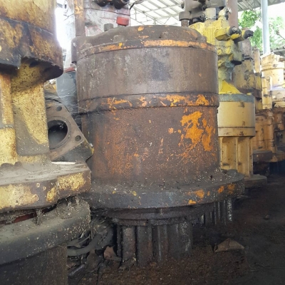 โป๊ะสวิง เกียร์สวิง KOBELCO 907 D 50,000 เซียงกงใน ไม่รวมมอเตอร์