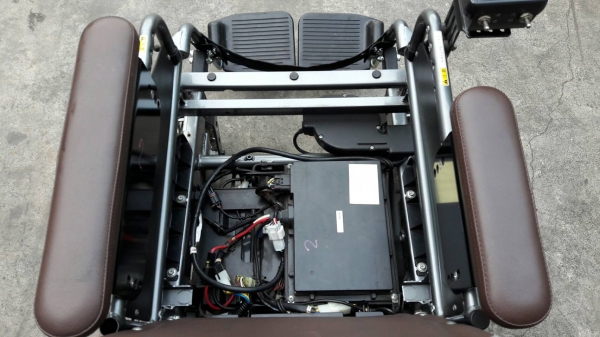 วิลเเชร์ ไฟฟ้า สวยเก่าญี่ปุ่น สวย