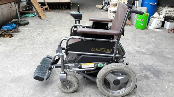 วิลเเชร์ ไฟฟ้า สวยเก่าญี่ปุ่น สวย