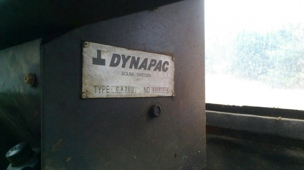 ขายรถบดCa251D 2เพลา เล่ม ติดต่อได้คุณ อ๊อฟ พิจิตร 086-737-9991