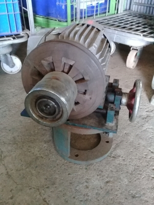 มอเตอร์ปรับรอบด้วยสายพาน2แรง3เฟส