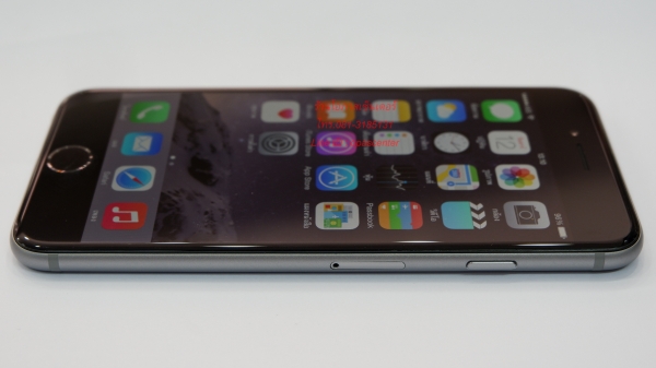 Iphone 6 16 GB สภาพใหม่ มีหูฟังแท้  ใช้ได้ปกติ ไม่ติดไอคราน์ ส่งฟรี