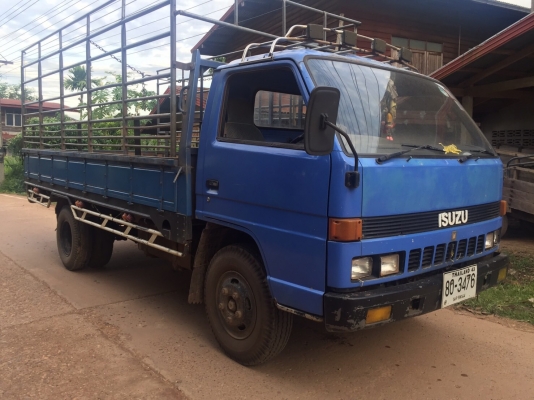Isuzu NPR58L 110แรงเพาเวอร จดประกอบยาว4.3 เกียรยาวหัวยกได้ เล่มพร้อมโอน คัชชีมีผุบางจุด