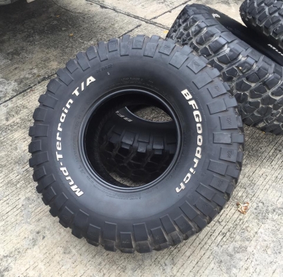 ยาง BF MUD km2 35x12.5x15 ดอกเต็มมาก สภาพสวย 4เส้น