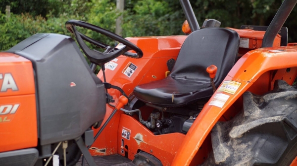 รถไถคูโบต้ามือสอง ราคาถูก L4508DI SP อุปกรณ์หน้าหลัง 0909713236 น้องกิ๊กกี๋