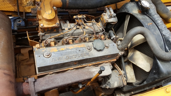 ขาย รถขุด KOMATSU รุ่น PC60-5- มือสองญี่ปุ่น สวยพร้อมใช้งาน มือถือ/LINE ID : 0818753444