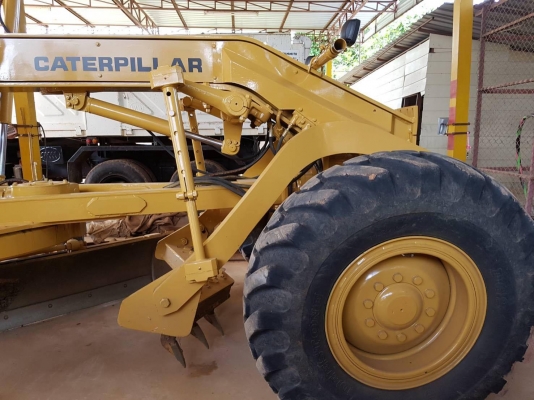 รถเกรด แคท CAT 140G#72V12190  มีเอกสารพร้อมเล่มทะเบียน ราคา 2350000 บาท สนใจติดต่อ 081-9652321
