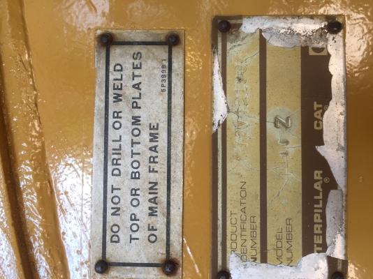 รถเกรด แคท CAT 140G#72V12190  มีเอกสารพร้อมเล่มทะเบียน ราคา 2350000 บาท สนใจติดต่อ 081-9652321