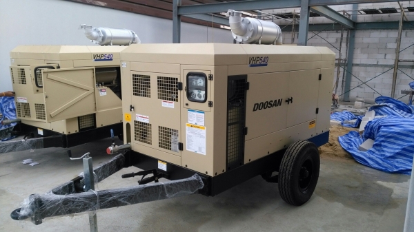 ขายปั๊มลม IR - DOOSAN