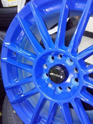 ลดแหลกล้อใหม่สปูน ขอบ 17 ใส่รถ 5 รู 114 สี่วง 6900 บาท