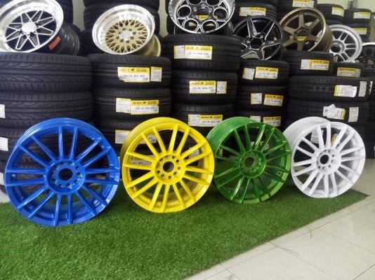 ลดแหลกล้อใหม่สปูน ขอบ 17 ใส่รถ 5 รู 114 สี่วง 6900 บาท