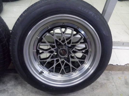 แม็กเลนโซ่ 15 กว้าง 8 พร้อมยาง pirelli ปี 15